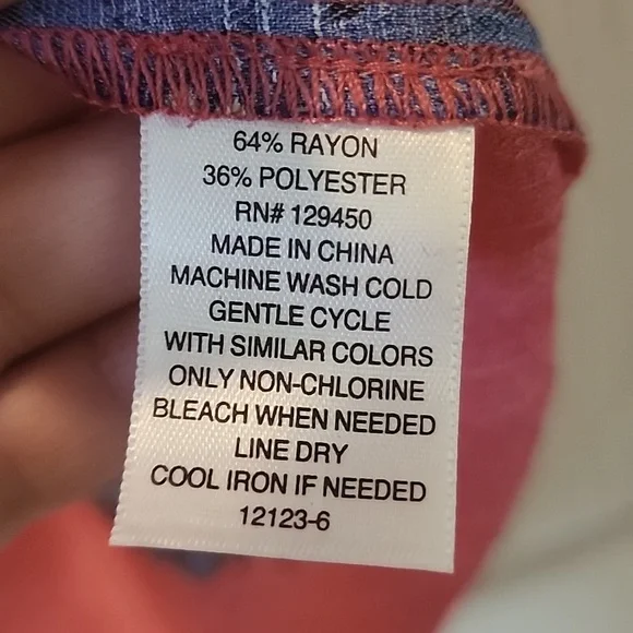 Summer Floral Tank. NWT - Picture 5 of 5